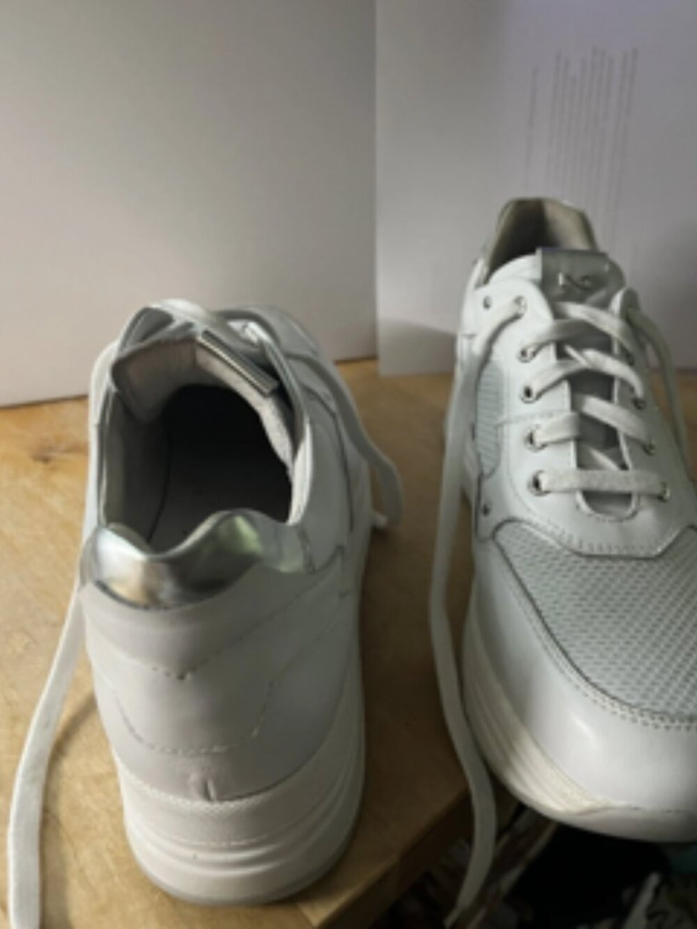 Nero Giardini Womens Sneakers Size 39 EU